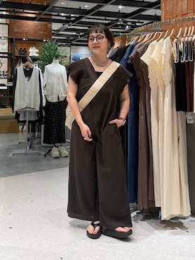 「OOFOS(ウーフォス)のアイテム」を使った、m.pocさん(レディース・160cm)の春コーディネート