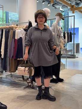「LOWRYS FARM（ローリーズファーム）のアイテム（ワンピース）」を使った、m.pocさん（レディース・160cm）の秋コーディネート