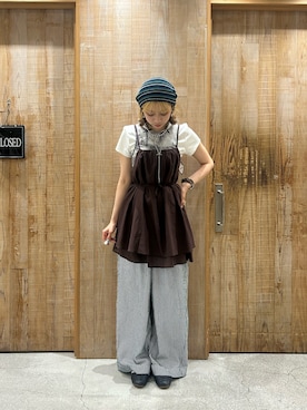 「スラックス」｜「アイテム（デニムパンツ）」を使った、まほさん（レディース・165cm）の夏コーディネート