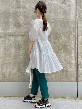 「INGNI（イング）のセミフレアセンタープレスパンツ（その他パンツ）」を使った、きーちゃんさん（レディース・159cm）の夏コーディネート