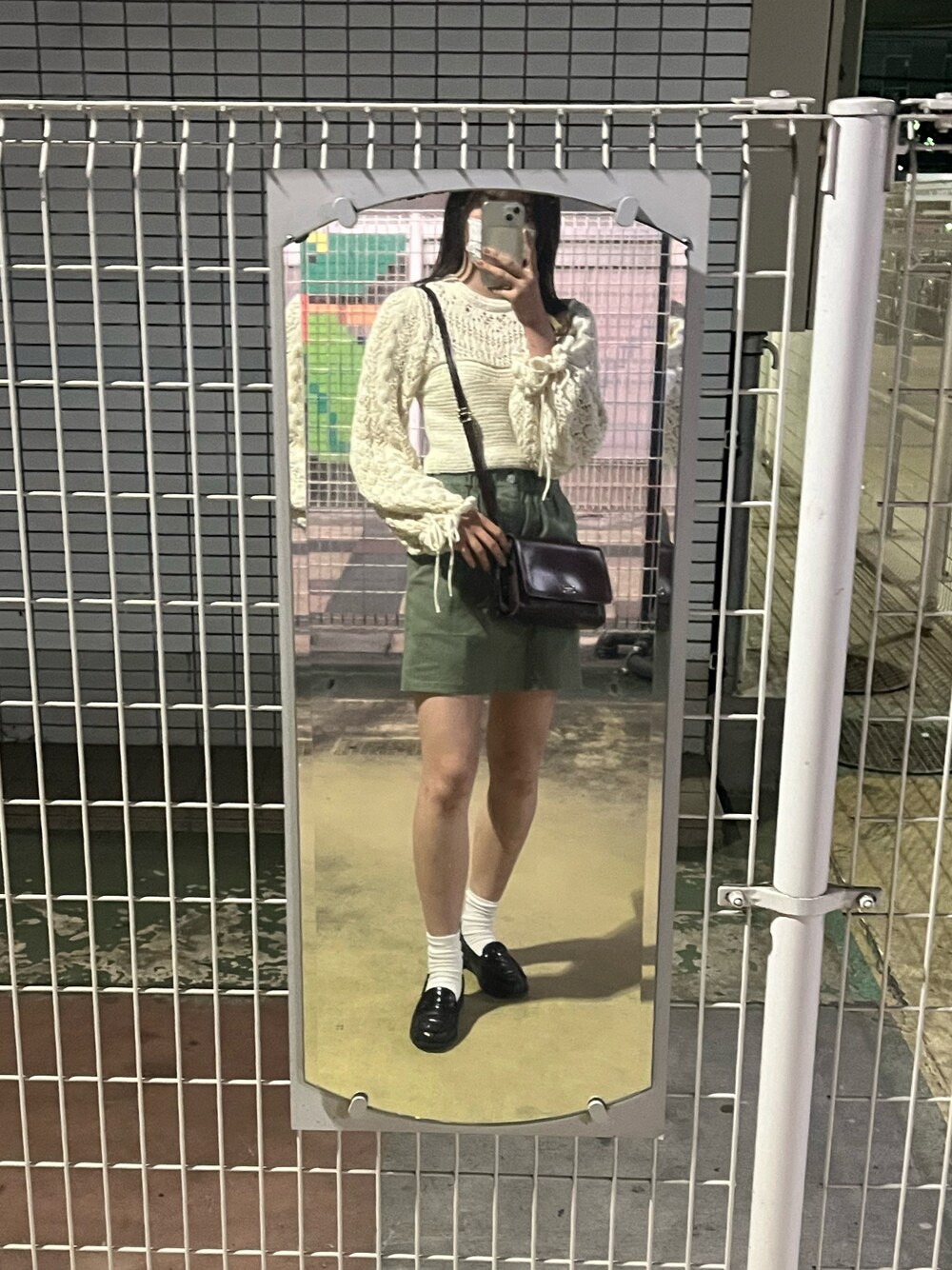 「ZARAのアイテム（トップス、ベージュ系）」を使った、Sharonさん（レディース・162cm）の春コーディネートの1枚目の写真