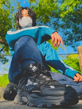 「CONVERSE（コンバース）のアイテム（ジャージ）」を使った、natarodayoさん（メンズ・180cm）の春コーディネート
