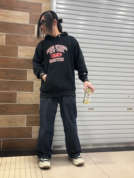 「アイテム（スニーカー）」を使った、FUMY さん（メンズ・165cm）の秋コーディネート