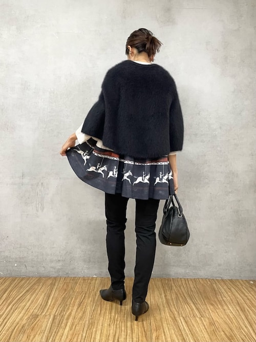 BEARDSLEY ファーニットポンチョブラック