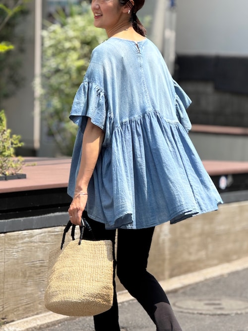 定価20900円　BEARDSLEY シフォンデニムギャザーシャツ 新品タグ付き 定価20900円 BEARDSLEY シフォンデニムギャザーシャツ 新品タグ