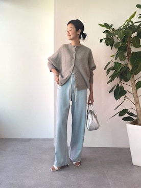 「LIVETART（リヴェタート）のFOXウール後ろボタンニット（ニット/セーター）」を使った、dazaiさん（レディース・166cm）の夏コーディネート