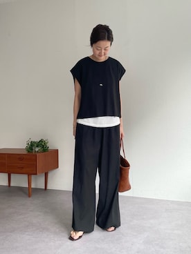 「BEARDSLEY（ビアズリー）のリネンショートベスト（シャツ/ブラウス、ブラック系）」を使った、dazaiさん（レディース・166cm）の冬コーディネート