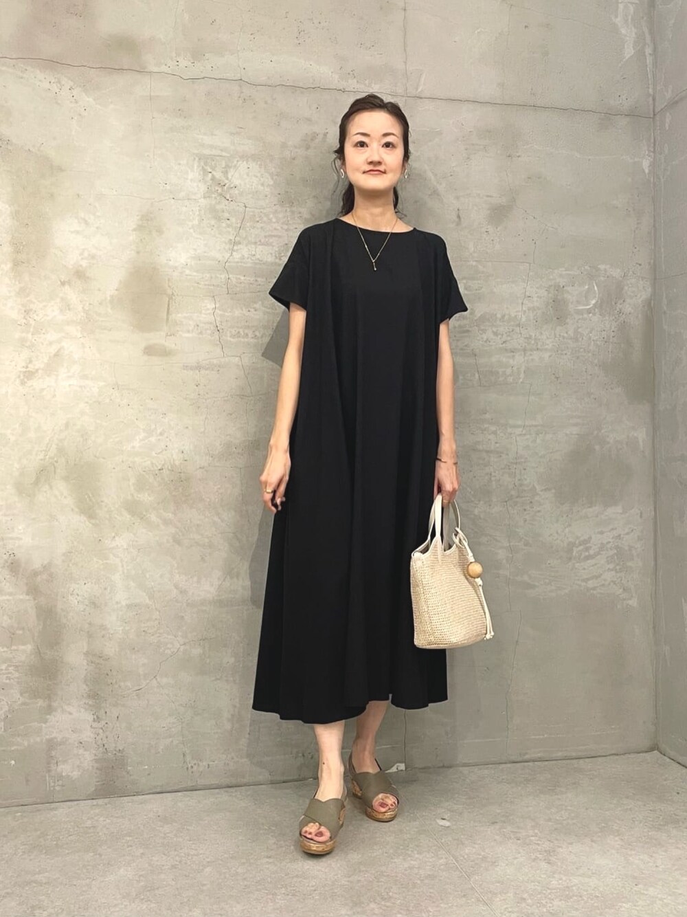 BEARDSLEY（ビアズリー）の「リネンレーヨンテントワンピ（ワンピース