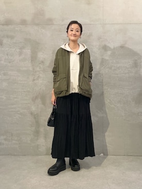 「アイテム（MA-1）」を使った、dazaiさん（レディース・166cm）の秋コーディネート