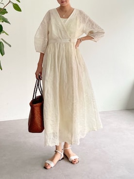 「BEARDSLEY（ビアズリー）の《HiROMITHiSTLE》ペイズリーワンピース（ワンピース、ホワイト系）」を使った、dazaiさん（レディース・166cm）の冬コーディネート