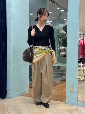 「NOLLEY’S（ノーリーズ）の【一部WEB限定サイズ】ウォッシャブルロビンソンツイルデザインパンツ（その他パンツ、ベージュ系）」を使った、nol tsujiさん（レディース・164cm）の秋コーディネート