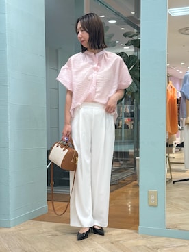 「NOLLEY’S（ノーリーズ）の《セットアップ対応》ウォッシャブルイージーツイルセミワイドパンツ（その他パンツ、ホワイト系）」を使った、nol tsujiさん（レディース・164cm）の夏コーディネート