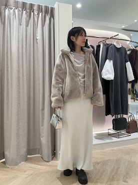「アイテム（ブルゾン、グレー系）」を使った、nol niiharaさん（レディース・162cm）の秋コーディネート