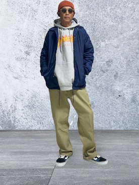 「アイテム（ナイロンジャケット）」を使った、トクさん　アニキ豊信いってるさん（メンズ・270cm）の秋コーディネート