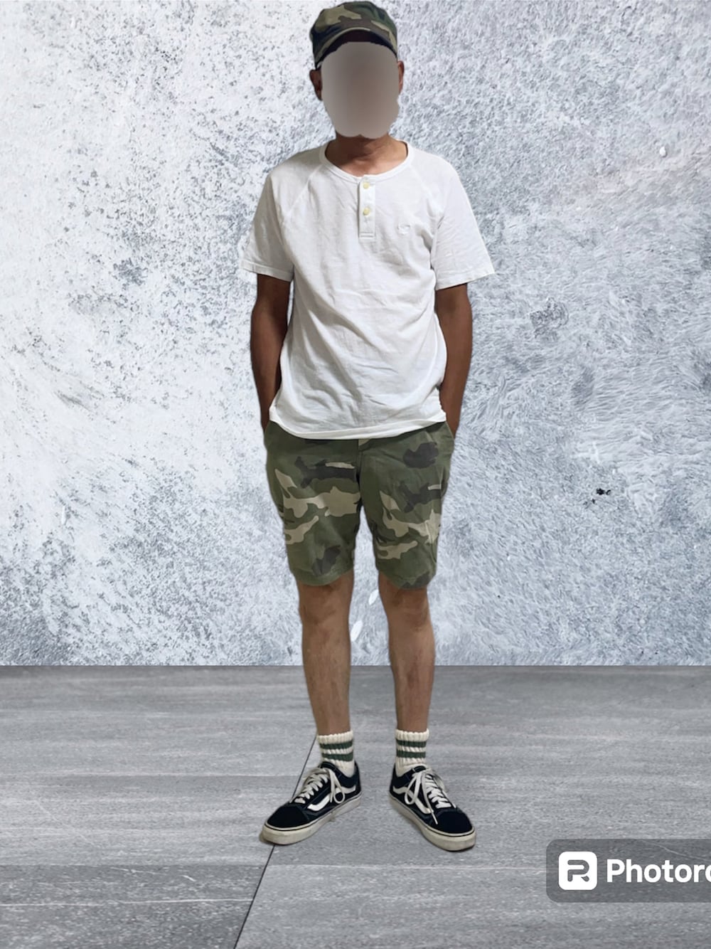 「ニューエラ キャップ、アメリカンイーグル、BEAMS、ヘルスニット、vans、オールドスクール」｜「NEW ERAのアイテム（キャップ、グリーン系）」を使った、トクさん🌚さん（メンズ・172cm）の夏コーディネートの1枚目の写真