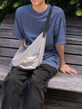 「Nahe（ネーエ）のアイテム（ショルダーバッグ）」を使った、HIGHTIDEさん（メンズ・174cm）の冬コーディネート