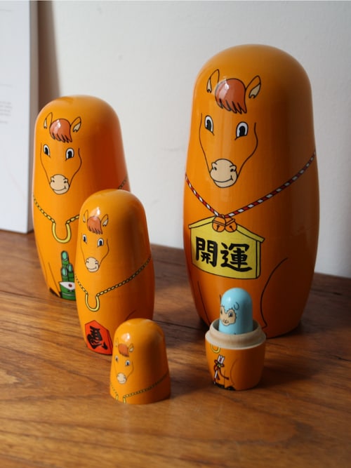 MIDORI KOMATSU Happy New Horse ミドリコマツ ハッピーニューホース