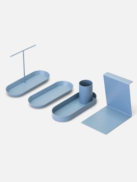 「アイテム（収納グッズ）」を使った、HIGHTIDEさん（レディース・160cm）の冬コーディネート