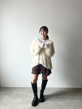 「アイテム（カーディガン/ボレロ、その他）」を使った、misakiさん（レディース・161cm）の秋コーディネート