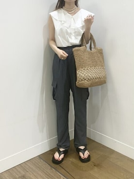 「KBF+（ケービーエフプラス）のアイテム（パンツ）」を使った、ゆめみんさん（レディース・165cm）の夏コーディネート