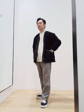 「アイテム（その他アウター、ブラック系）」を使った、Tsukasa Yamagishiさん（メンズ・167cm）の秋コーディネート
