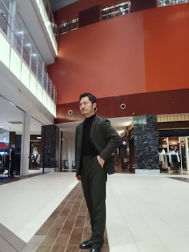 「アイテム（スーツパンツ）」を使った、Tsukasa Yamagishiさん（メンズ・167cm）の冬コーディネート