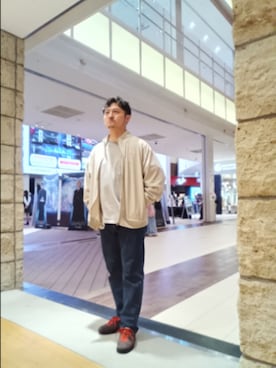 「URBAN RESEARCH DOORS（アーバンリサーチドアーズ）のアイテム（ジャケット/アウター）」を使った、Tsukasa Yamagishiさん（メンズ・167cm）の秋コーディネート