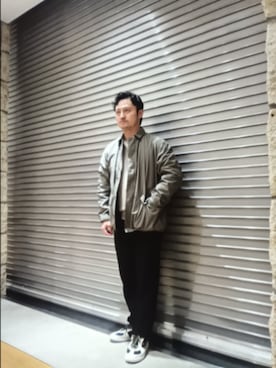 「アイテム（ナイロンジャケット）」を使った、Tsukasa Yamagishiさん（メンズ・167cm）の秋コーディネート