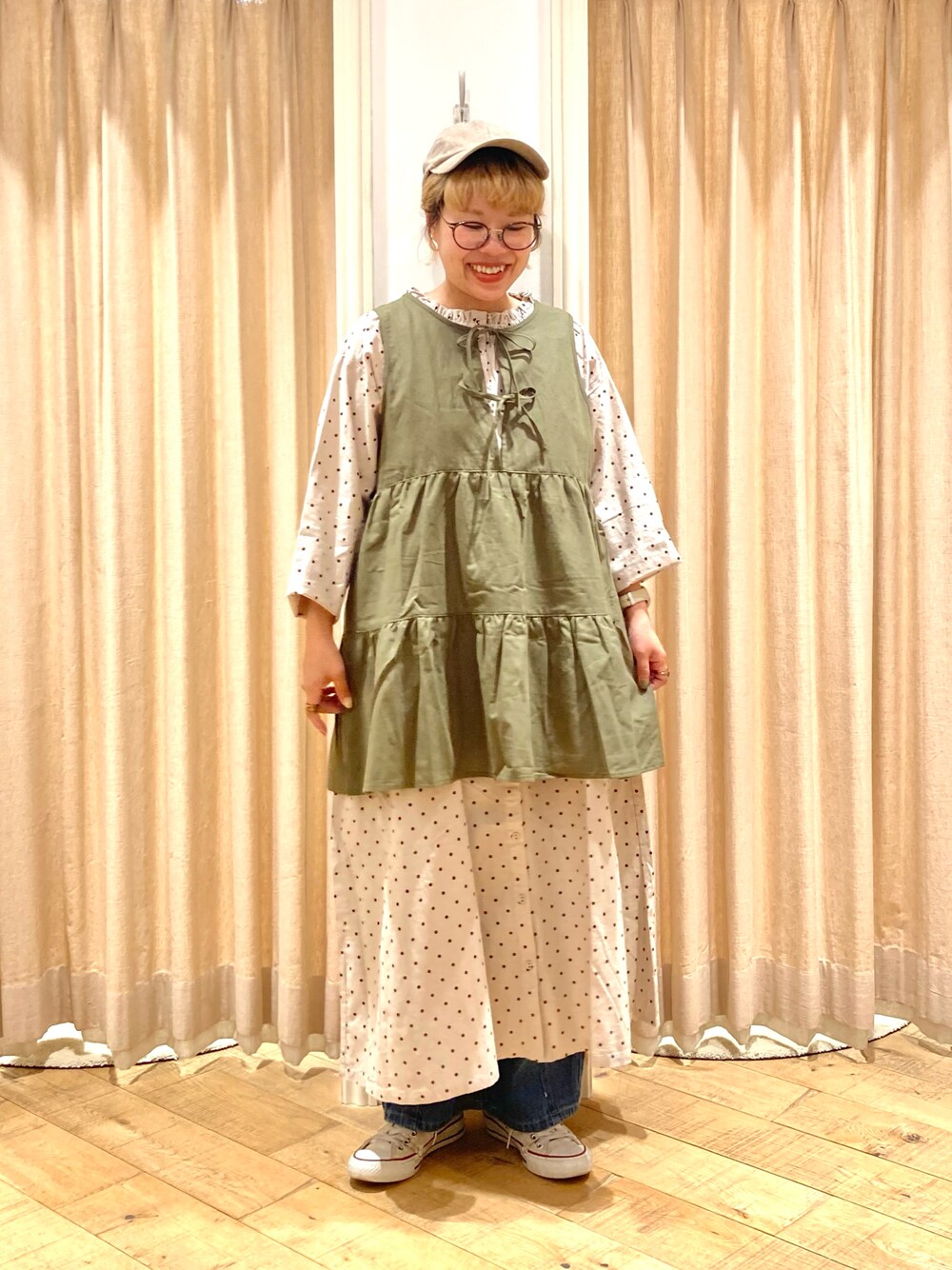 「Samansa Mos2、ワンピース、ドット、チュニック」｜「Samansa Mos2の柄アソートシャーリングネックワンピース（ワンピース、ホワイト系）」を使った、muttyさん（レディース・152cm）の秋コーディネートの1枚目の写真