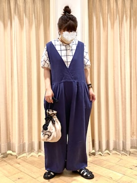 「ネイビー×ホワイト」｜「アイテム（サロペット/オーバーオール）」を使った、muttyさん（レディース・151cm）の夏コーディネート