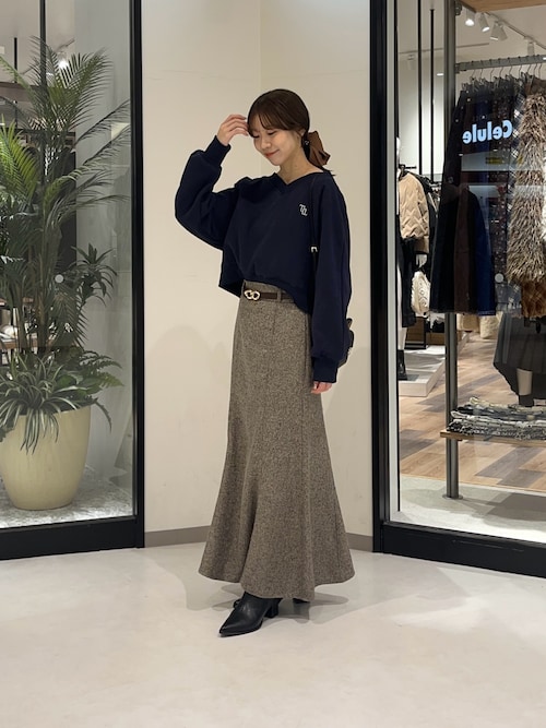 夏〜冬服売ります！レディース ツイードマーメイドスカート（スカート）｜Thevon（ゼボン）の