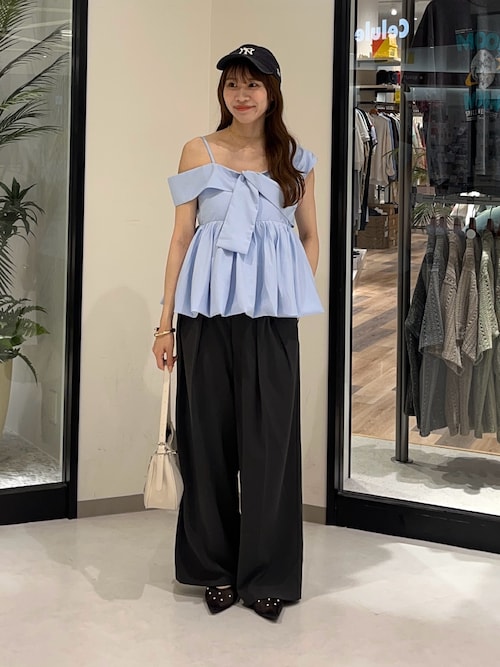 【新品タグ付き】Thevon. アシメノースリバルーンブラウス ブラック アシメノースリバルーンブラウス（シャツ/ブラウス）｜Thevon