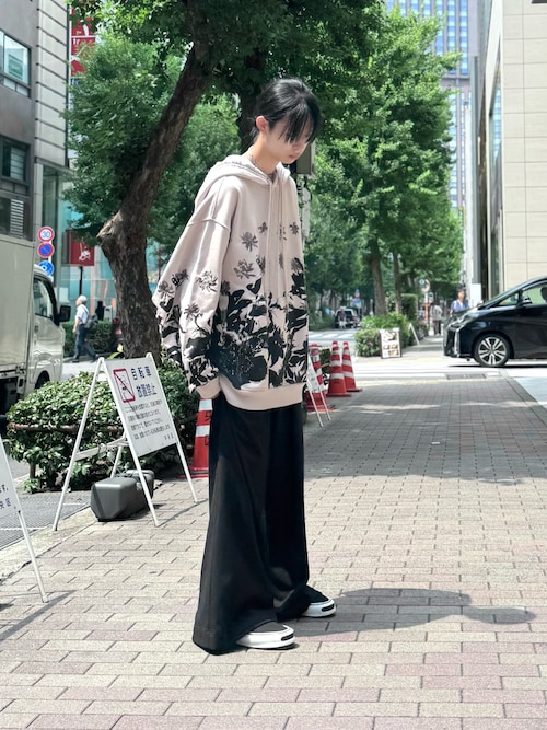 セール】HAXEL EMB PR 2613 M.K.HOODIE（パーカー）｜DRIES VAN NOTEN