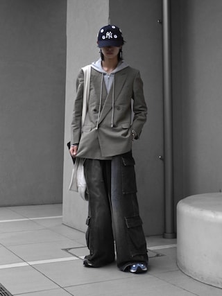 「BLAYMORE(ブレイモア)の【BLAYMORE】 Washed Denim Cargo Pant(カーゴパンツ)」を使った、Uminaさん(メンズ・170cm)の秋コーディネート