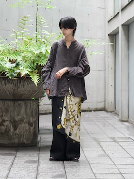 「HERMES（エルメス）のアイテム（バンダナ/スカーフ、ホワイト系）」を使った、Uminaさん（メンズ・170cm）の秋コーディネート