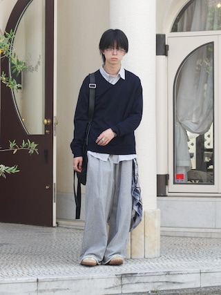 「SINSS(シンス)のTwo tuck sweatpants / 2タックスウェットパンツ(スウェットパンツ)」を使った、Uminaさん(メンズ・170cm)の春コーディネート