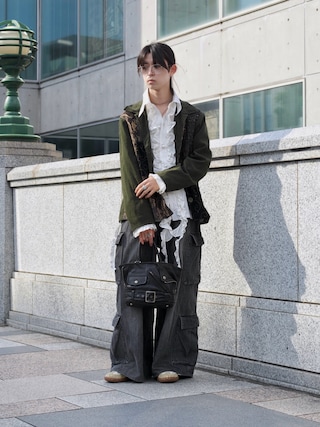 「BLAYMORE(ブレイモア)の【BLAYMORE】 Washed Denim Cargo Pant(カーゴパンツ)」を使った、Uminaさん(メンズ・170cm)の春コーディネート