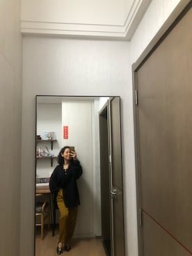 「アイテム（チノパンツ、ゴールド系）」を使った、Wensaysさん（レディース・158cm）の秋コーディネート