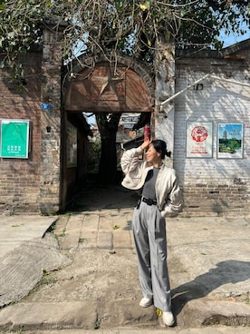 「アイテム（ミリタリージャケット、シルバー系）」を使った、Wensaysさん（レディース・158cm）の秋コーディネート