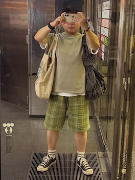 「PLST（プラステ）のアイテム」を使った、gami017さん（メンズ・165cm）の夏コーディネート