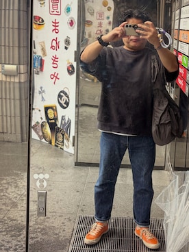 「Levi's（リーバイス）のアイテム（デニムパンツ、ブルー系）」を使った、gami017さん（メンズ・165cm）の秋コーディネート