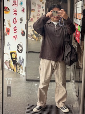 「BATONER（バトナー）のアイテム（ポロシャツ、ブラウン系）」を使った、gami017さん（メンズ・165cm）の秋コーディネート