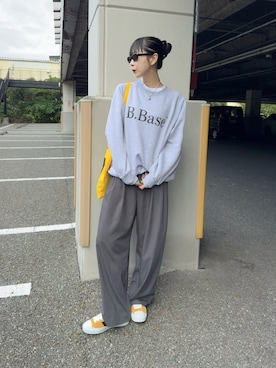 「アイテム（スラックス）」を使った、YURIさん（レディース・166cm）の秋コーディネート