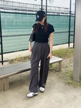 「アイテム（スラックス）」を使った、YURIさん（レディース・166cm）の夏コーディネート