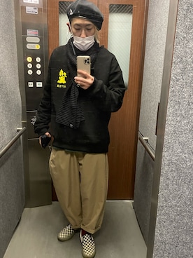 「AIVER（アイバー）のアイテム（スウェット）」を使った、ストリートカルチャー研究家さん（メンズ・175cm）の冬コーディネート
