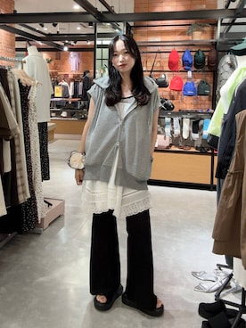 「LOWRYS FARM（ローリーズファーム）のＵＳＡベーシックタンク　267044（タンクトップ）」を使った、ぐっちさん（レディース・166cm・30代）の夏コーディネート