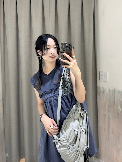 セール】【ストラップシート付き】ラメシュシュハンドルストラップ