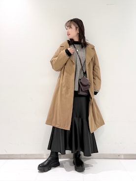 「レザースカート」｜「アイテム（チェスターコート）」を使った、ぐっちさん（レディース・165cm）の冬コーディネート