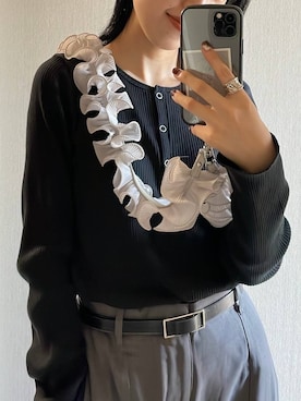 「テーマパーク」｜「アイテム（PC・スマホグッズ/家電）」を使った、みくみょんさん（レディース・159cm）の秋コーディネート