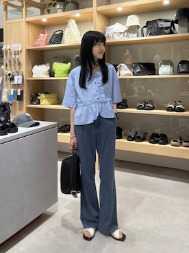 「LEPSIM（レプシィム）のダブルフラップバッグ　645550（ショルダーバッグ、ブラック系）」を使った、みくみょんさん（レディース・159cm）の夏コーディネート
